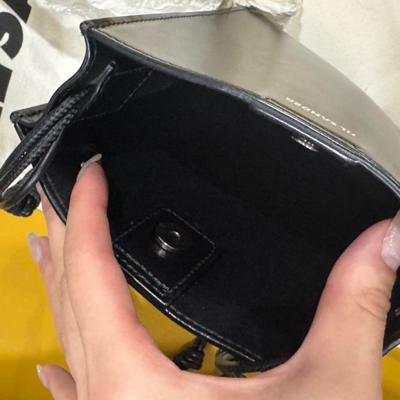 Jil Sander Sleek Black Crossbody Bag - Picture 3 of 7
